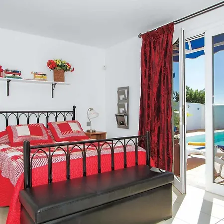 Puerto Del Carmen Sleeps 8 Pool Air Con Wifi Vila Puerto del Carmen (Lanzarote)