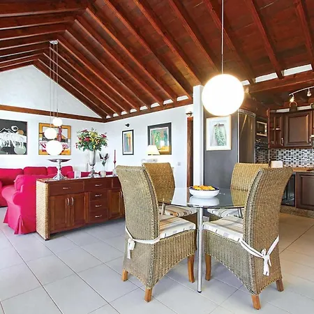 Vila Puerto Del Carmen Sleeps 8 Pool Air Con Wifi